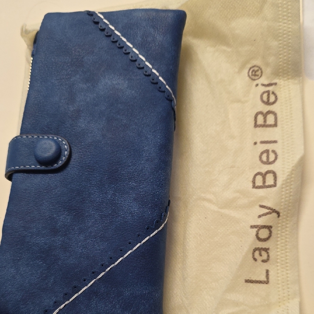Lady Bei Bei Blue Wallet